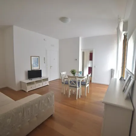 Casa Ricci Piazza Di Numana