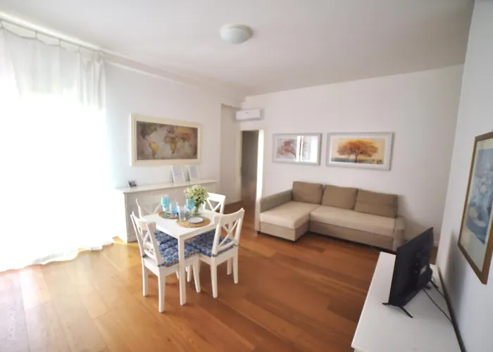 Casa Ricci Piazza Di 努马纳