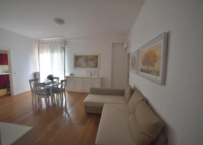 Casa Ricci Piazza Di 努马纳