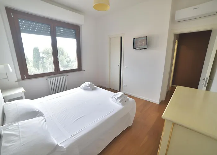 Casa Ricci Piazza Di 努马纳